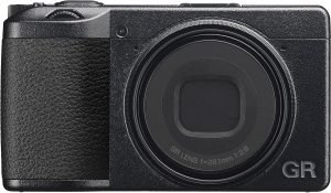RICOH GR IV