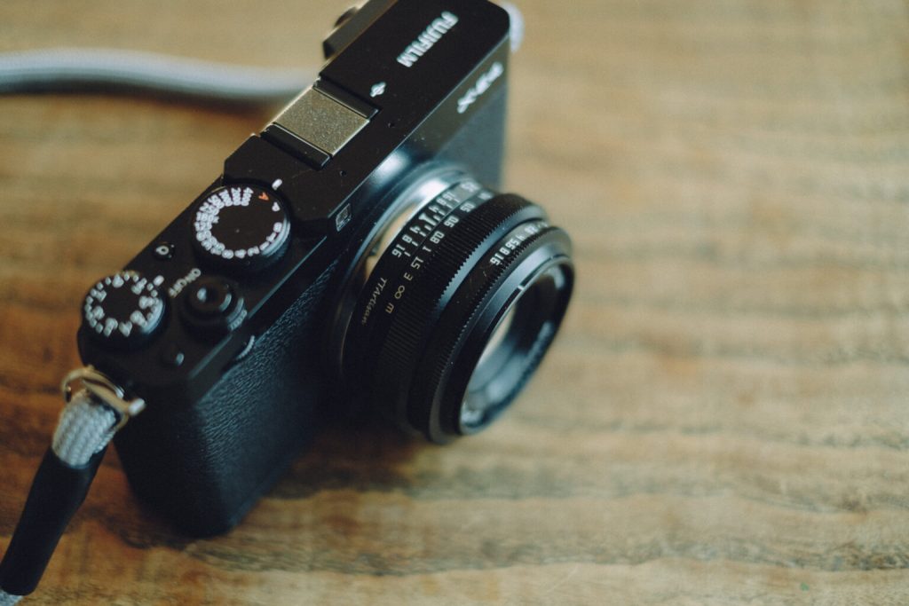 【レビュー】TTArtisan 25mm F2 | 9,000円のパンケーキ